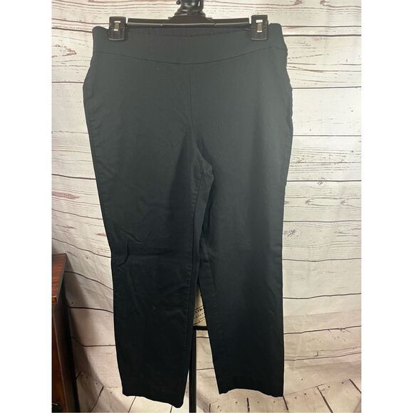 Harve Benard size 8 black stretchy capris -‎ 2317 - Picture 2 of 4